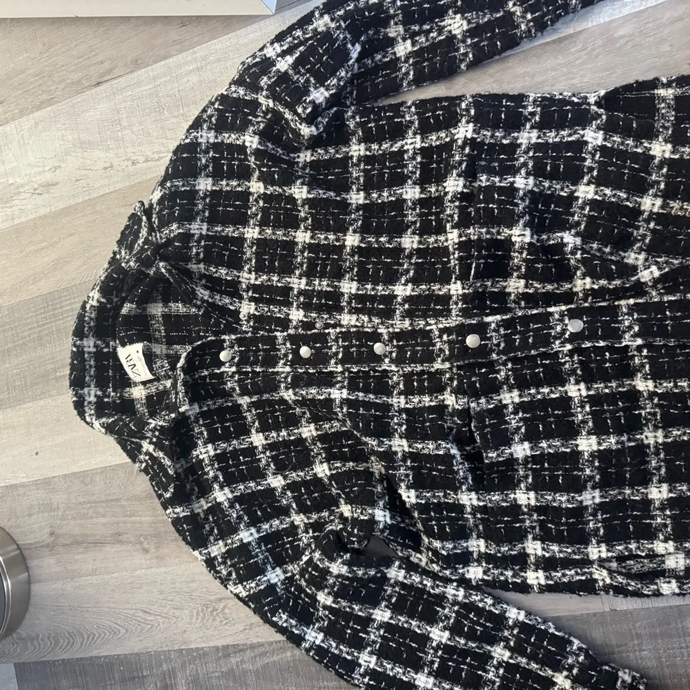 Zara Black and White tweed cardigan jacket very good condition - Picture 2 of 4